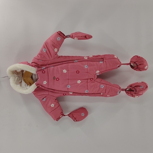 Mayoral Other - Mayoral infant size 2 to 4 months pink floral with hood easy in and off